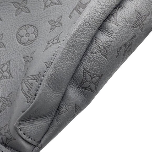 LOUIS VUITTON Discovery・Bumbag Size PM Monogram Shadow Gray M46108 - Picture 5 of 12